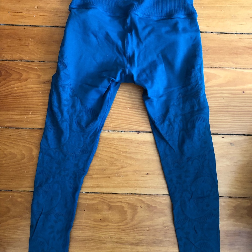 Avocado cutout leggings, XS/S